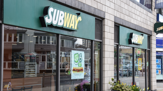 Father negotiates compromise with Subway store on anti-hoodie dress code<em></em>